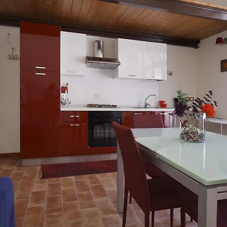 בית נופש Casa Vacanze Rest *